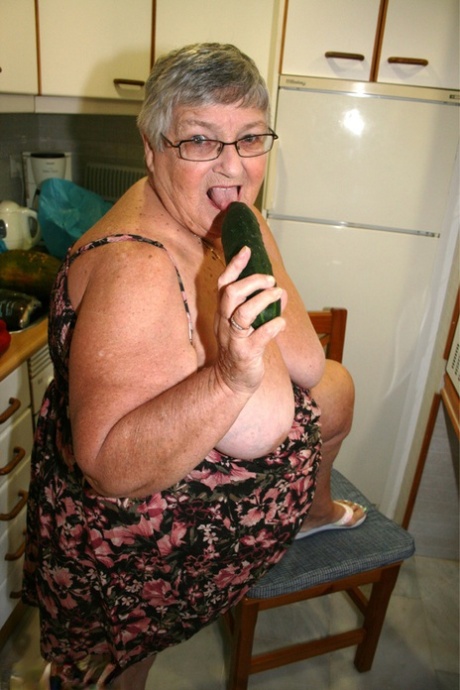 big ass milf daniella english iin open back english milf xxx img
