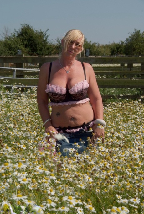 bbw mannequin sex pics