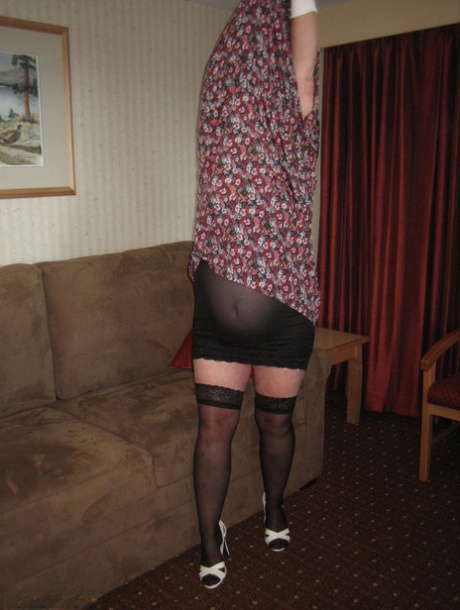 sexy big booty mature woman beautiful nude archive