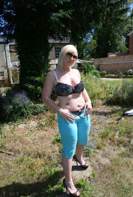 ssbbw black hairy pussybbw big art naked image