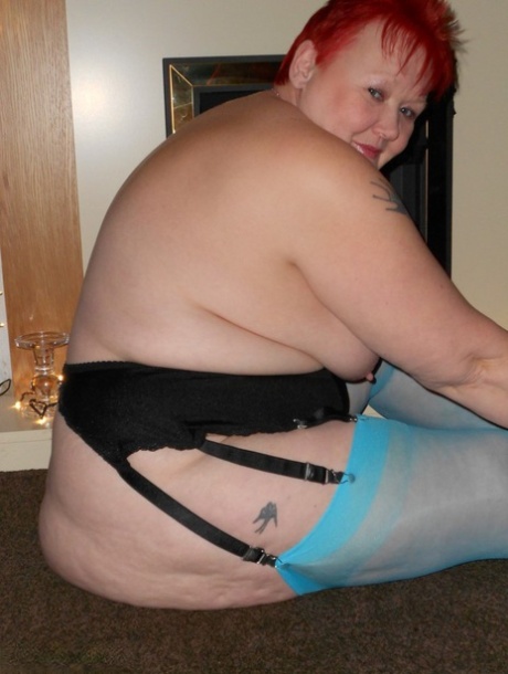 bbw loves sucking and fucking his cock nude picture