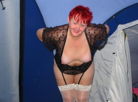thick redbone solo sexy naked gallery