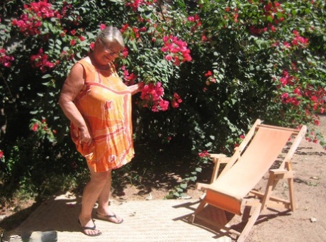 fat arab teen hd photo