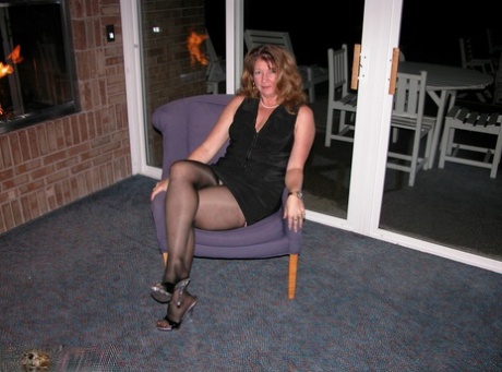 thick girl walking art porn pics