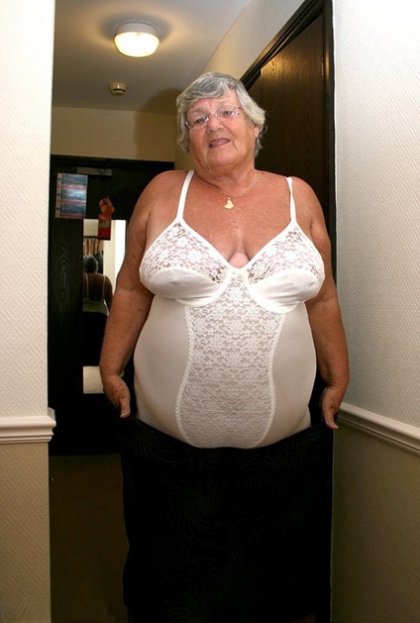 big fat lesbian girls sexy nude pic