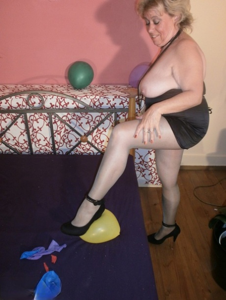 dark fat pornographic image