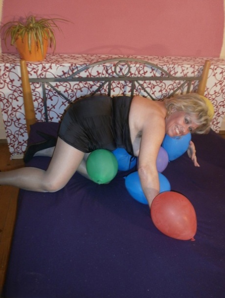 thick white girls black dick porno picture