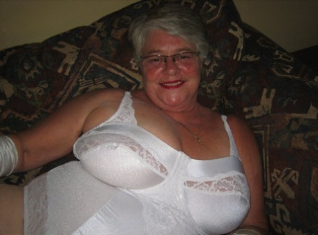 bbw mature tittyfucking his hard cock sex picture