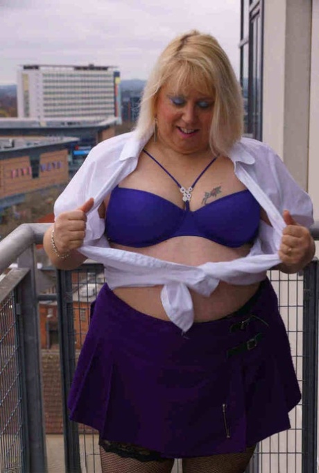heavy plump busty bitches sexy pictures