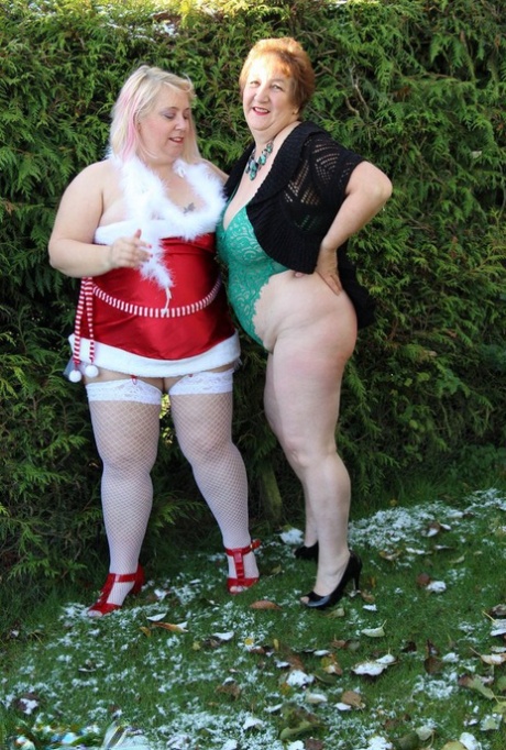 inflatable dildo in bbw pussy hot sexy photos