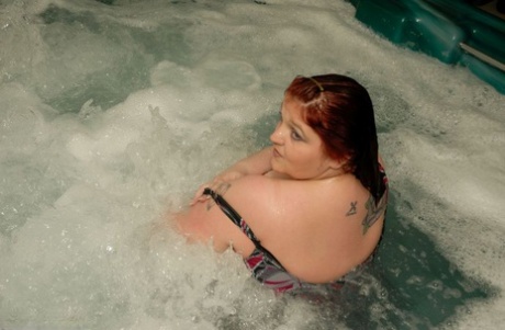 thick hips girl beautiful nude galleries