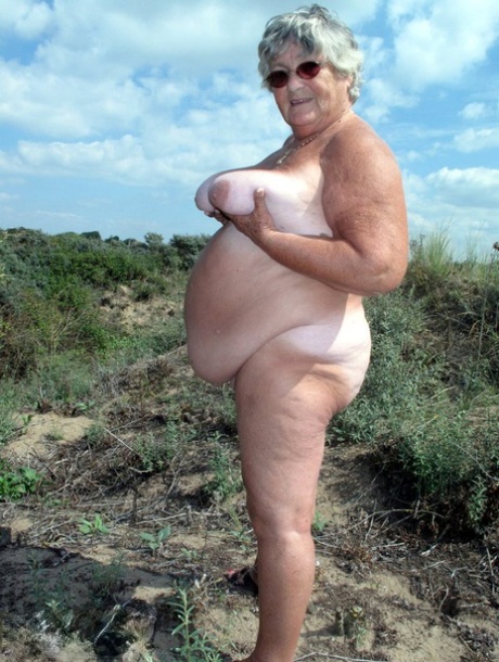 thick milf missionary free naked pictures