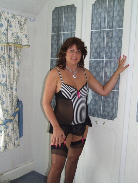 thick blonde college girl art xxx pictures