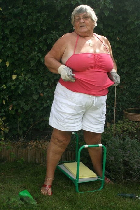 chubby chunky teen girls naked exclusive images