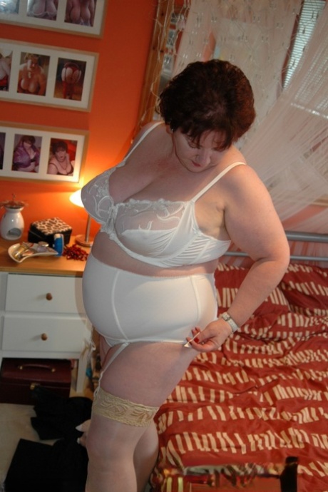 fat step mother nudes pictures