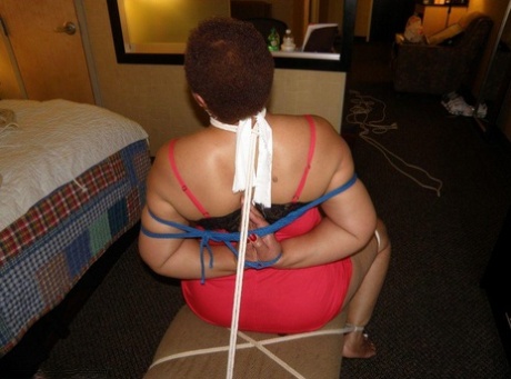 curvy nerd girl porno pictures