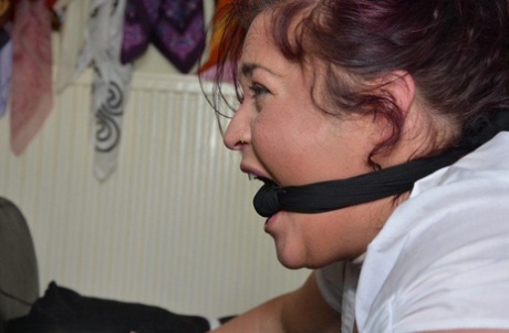 thick mexican cousin xxx gallery
