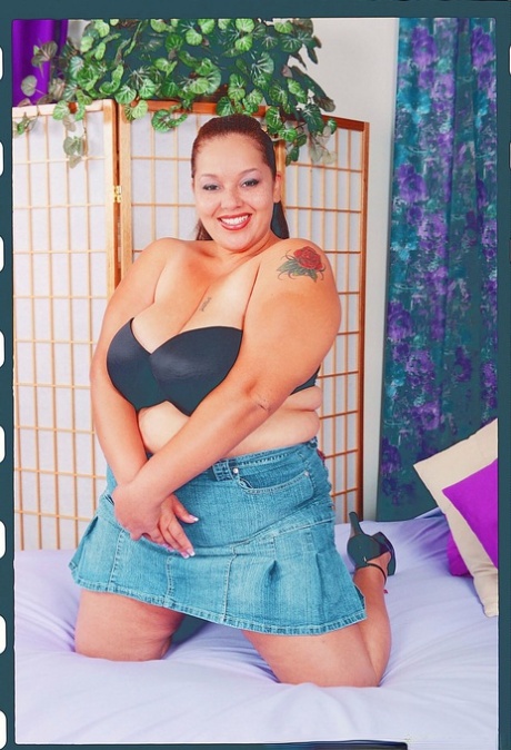 bbw brunettes blowjobs and cumshots xxx photo