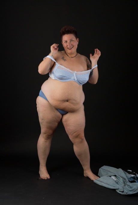 tattooed stud ramming a bbw like there is no tomorrow nice gallery