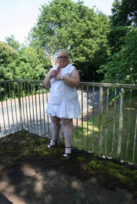 amateur milf bbw mature free xxx picture
