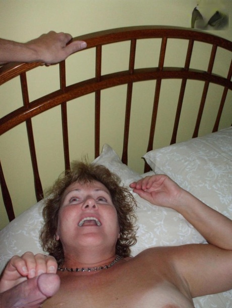 fat deepthroat beautiful galleries