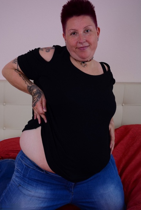 cumming on her fat booty nice pic