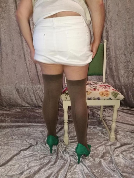 fat lesbians face sitting art porn pics