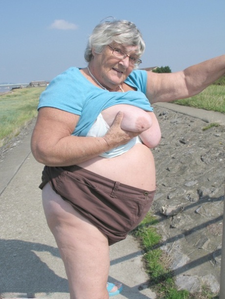 bog boobs and big ass adult gallery