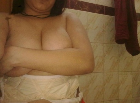 amateur mature fat granny ass free xxx image