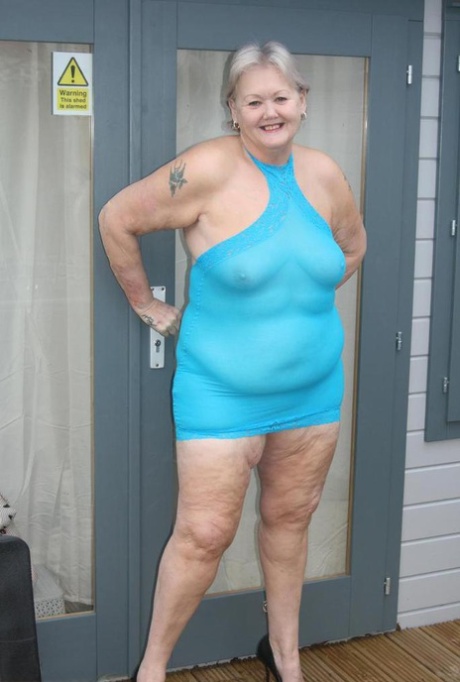 chubby nudes with hairy asses top photo