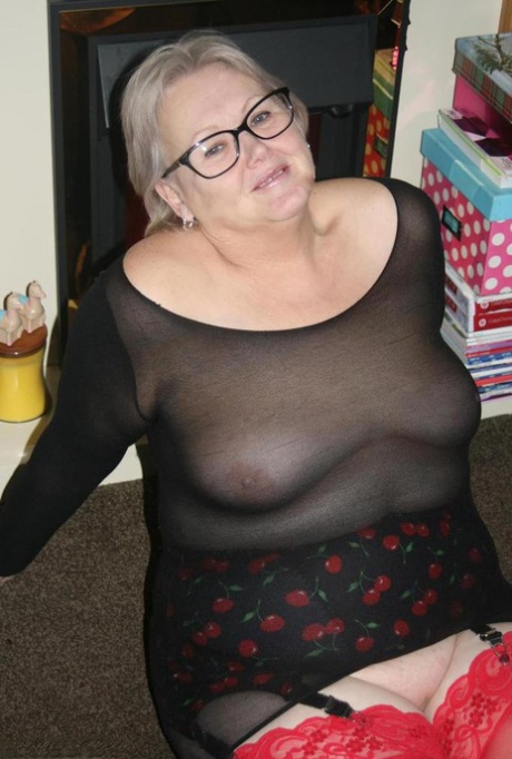 thick curvy aunt beautiful porn img