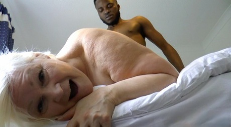 cute chubby honey getting ready behind the scenes art porn img