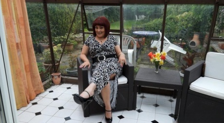 sexy curvy hairy mature women adult image