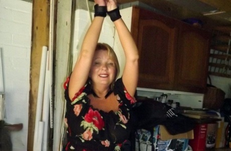jiggly fat feet exclusive photos