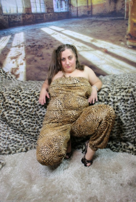 fat granny shitting sexy xxx archive