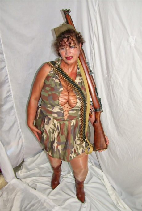 thick baddies hd pic