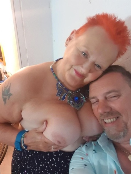 saucy samantha is a cute chubby blonde who loves to fuck naked archive