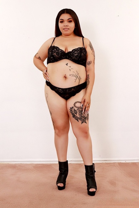 fat tits wife free picture