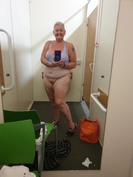 chubby nude teen girls porn pictures