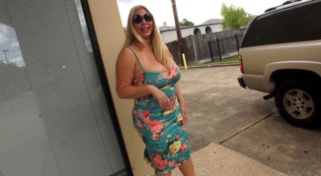 natural big tit chubby beautiful nude gallery