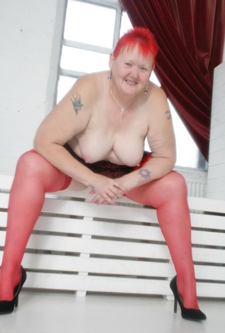 curvy old mom sexy nudes pic