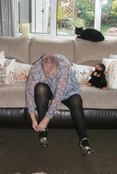 fat mommy milkers naked images