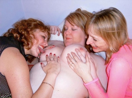 desi bbw solo adult picture