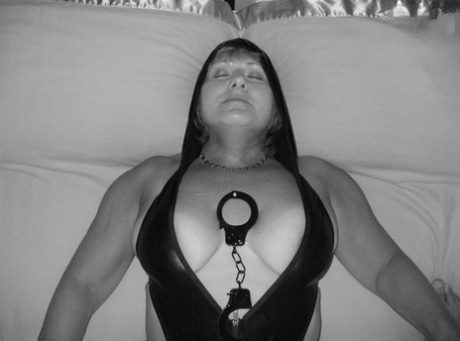 bbw gelluh erotic pictures