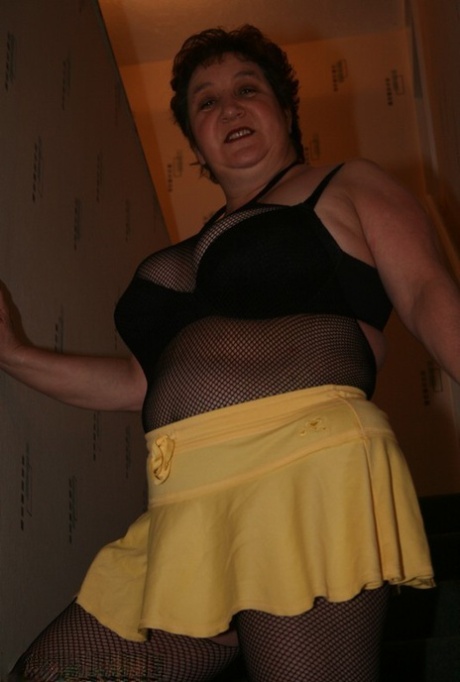 fat girl fucked orgasm porno images