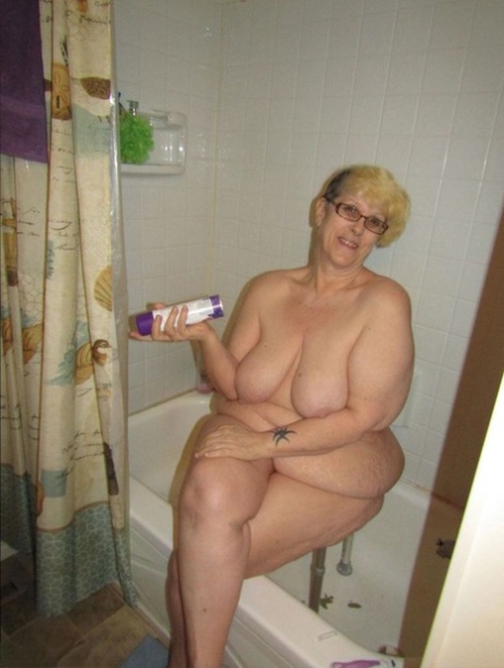 bbw layla farts hot img
