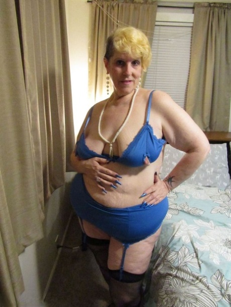 fat ass twerking solo beautiful porn pictures