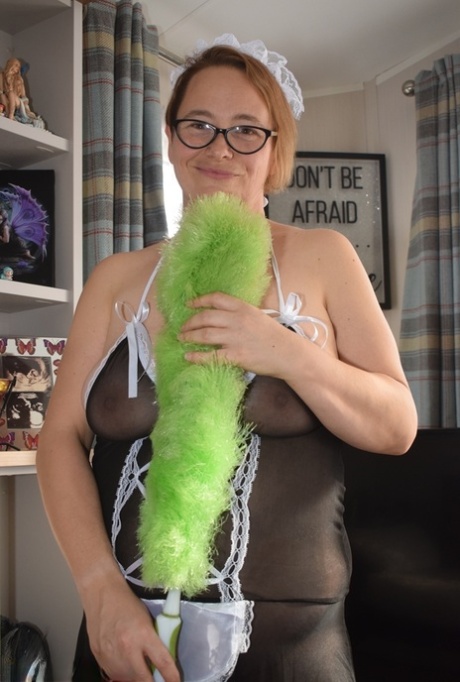 rabbit vibrator vs slutty bbw pussy sexy naked pics