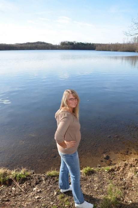 casting curvy tip nice photo