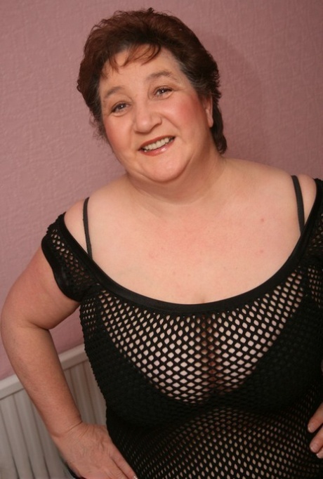 bbw dominates free nude pic